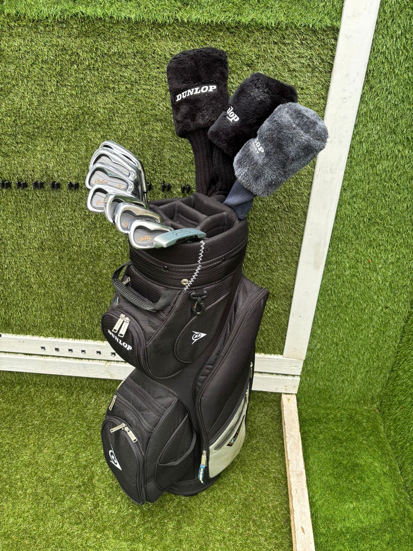 Dunlop John Daly Oversize Full Golf Set (4–SW) + LCG Woods + Bag Free P&P