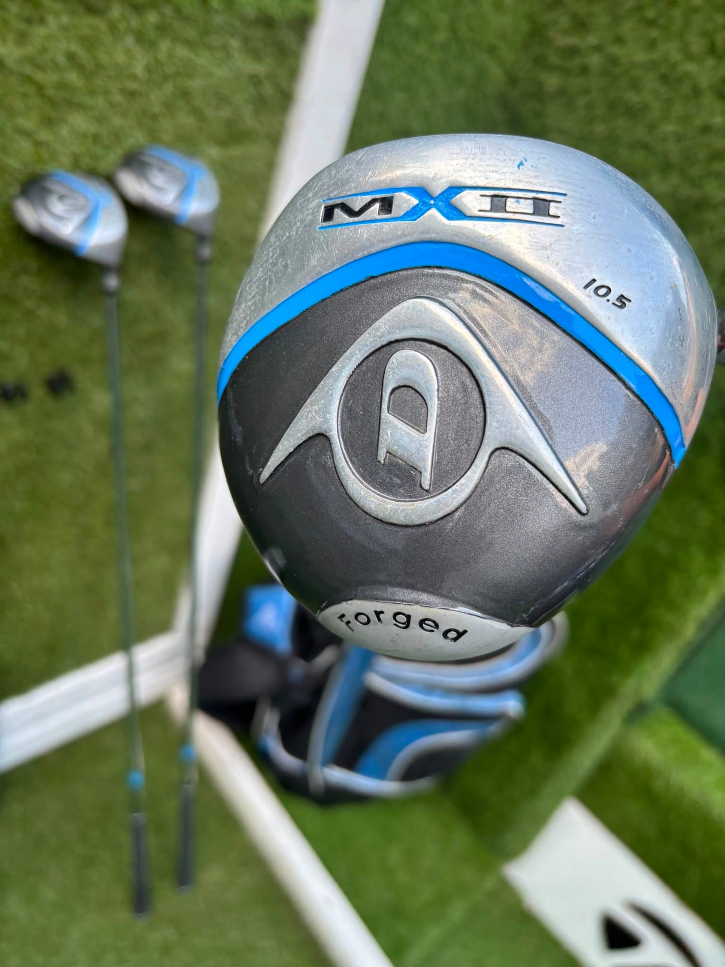 Complete Matching Dunlop MX II Golf Package Set with Stand Bag Free Delivery