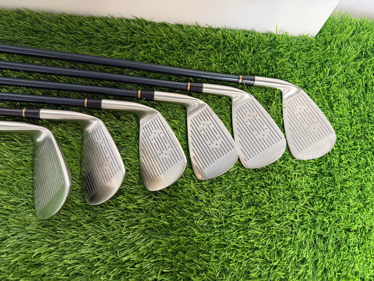 Men’s Right-Handed Golden Bear Golf Set – Ideal for Beginners