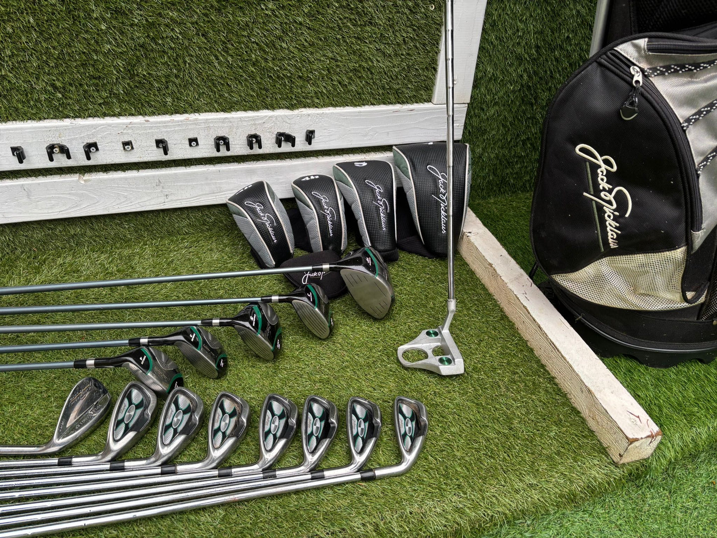 Jack Nicklaus Tour – Full Matching 14-Club Golf Set + Bag £294 + Free Delivery