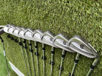 Cleveland Complete Golf Set – TA6 3–PW Irons, Ti460 Driver, Steel 15° Wood, HALO Hybrid & Cart Bag