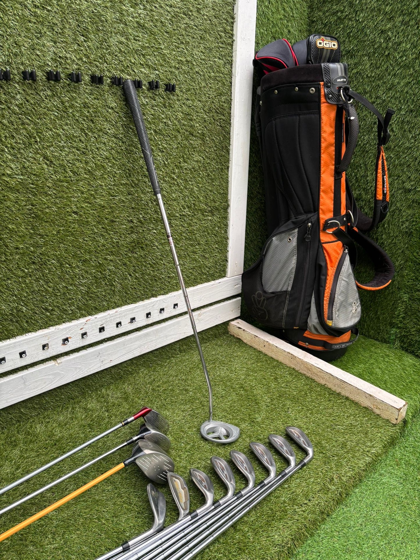 Complete Golf Set with OGIO Stand Bag (12 Clubs)