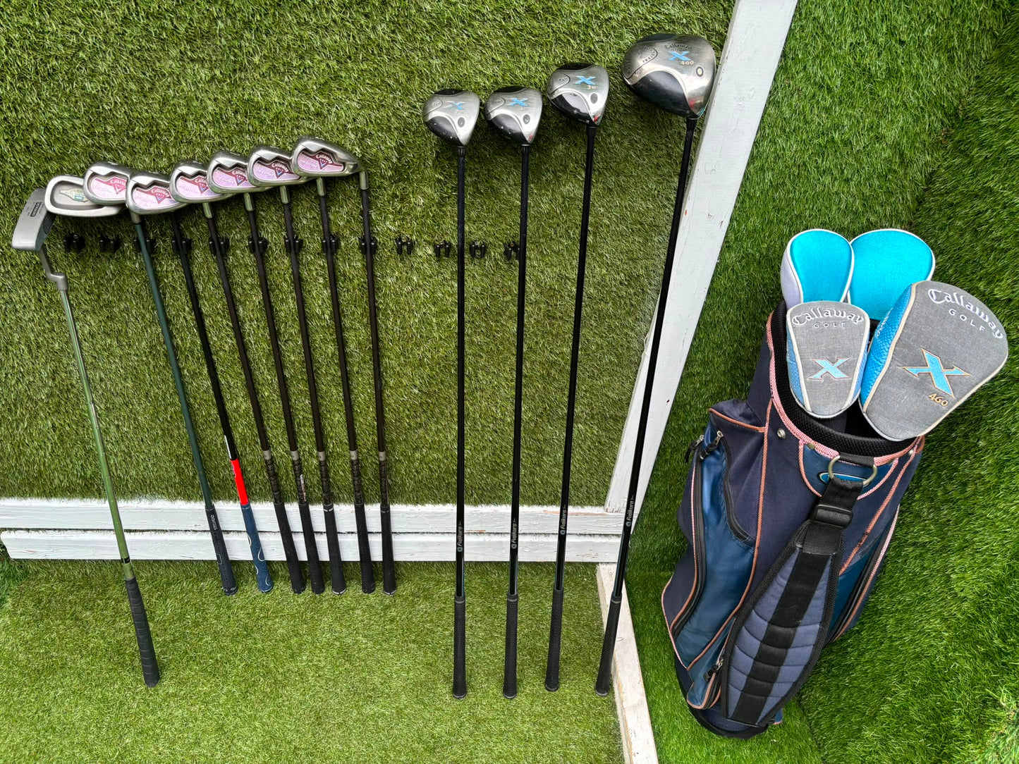 Ladies Golf Set – Callaway Big Bertha Irons, Callaway X Woods (Driver, 3, 5 & 7), HEXSERT HM-1 Putter & Cart Bag