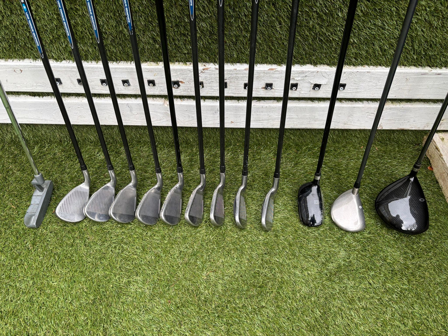 John Letters Trilogy T5 Graphite Iron Set + Woods & Motocaddy Bag