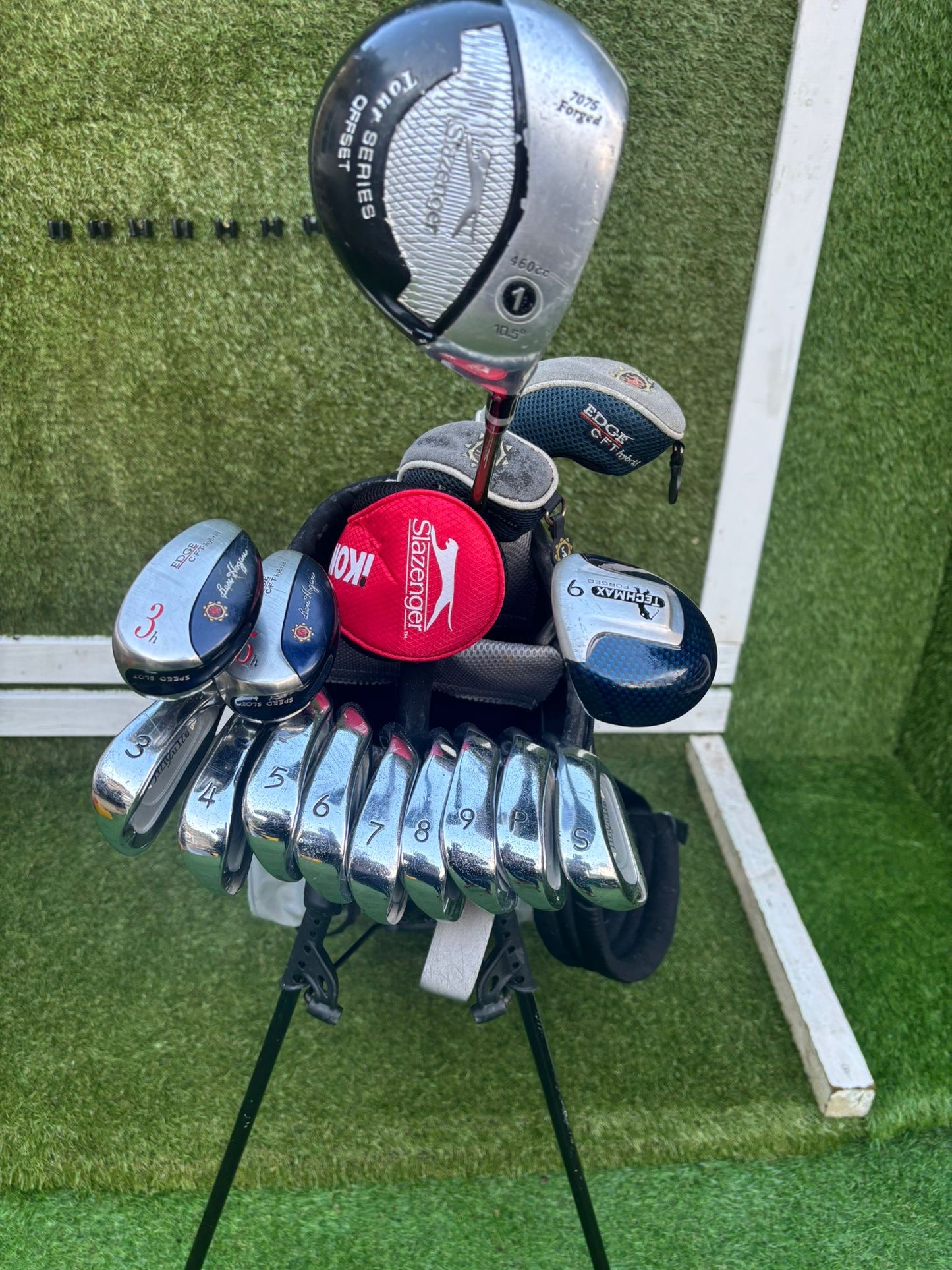 Slazenger Offset Driver + Ben Hogan Hybrids + Micuno Irons + Dunlop Putter + Trespass Bag (14 Clubs)