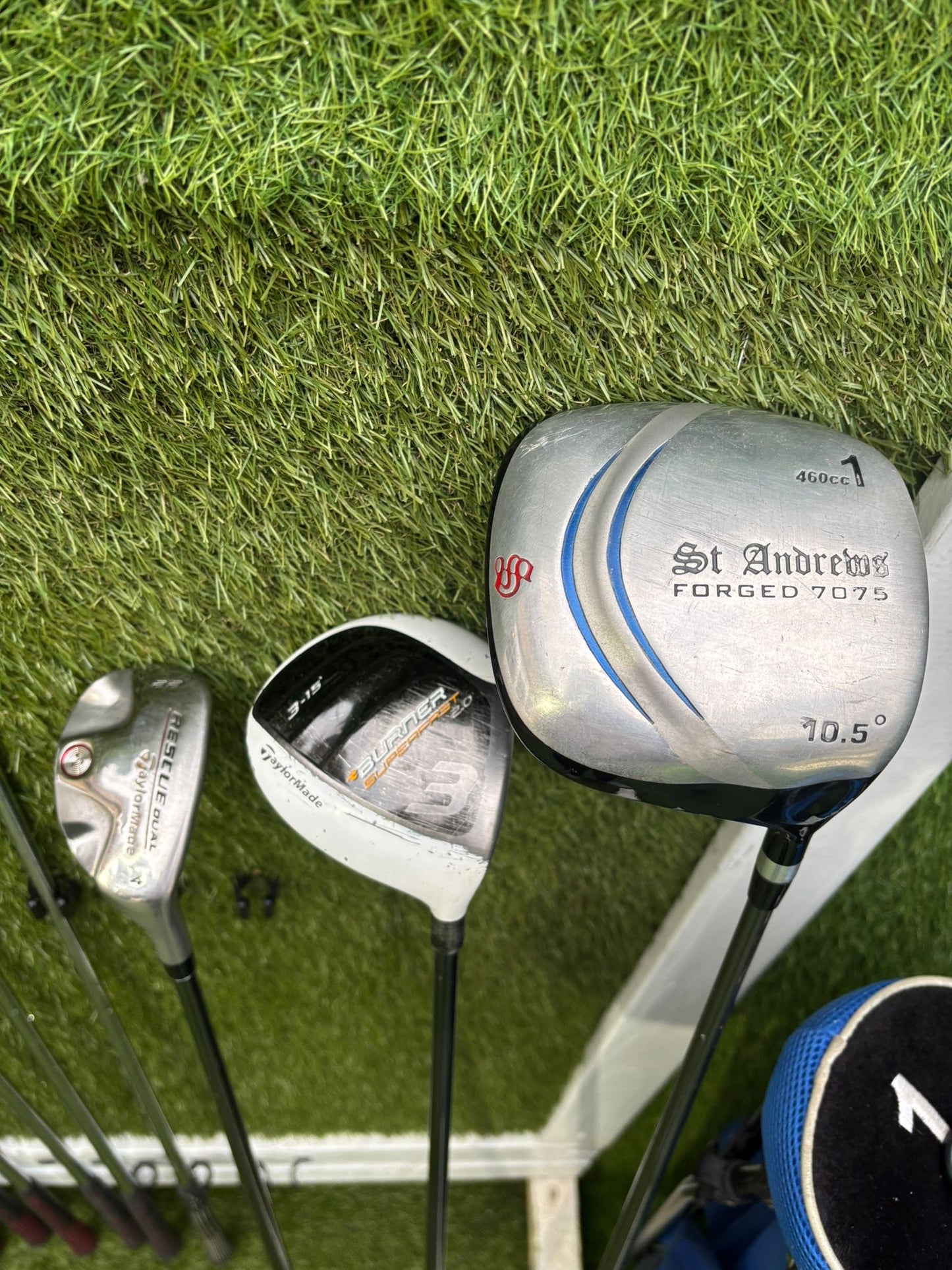 Z-MODEL II Irons + TaylorMade Woods & Hybrid + Ping Zing 2 + Donnay Putter + Peter Alliss Stand Bag – 14 Clubs