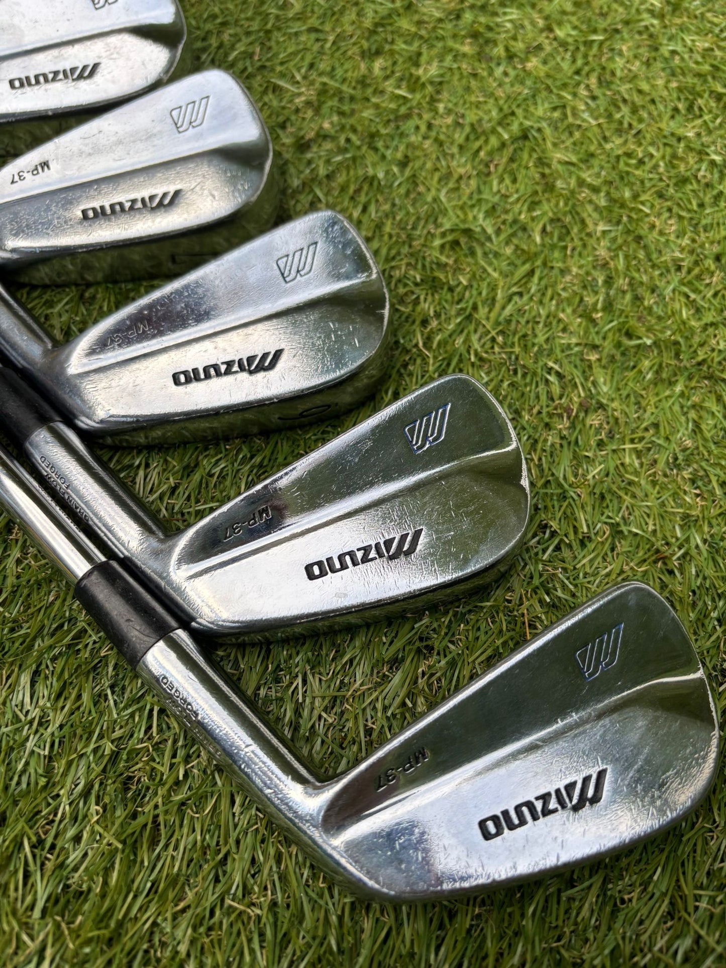 Mizuno MP-37 Forged Blades Iron Set 4–PW Stiff Flex
