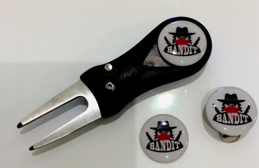 Golf Pitchfork Magnetic Hat Clip With 3 Red Scarf Bandit Markers