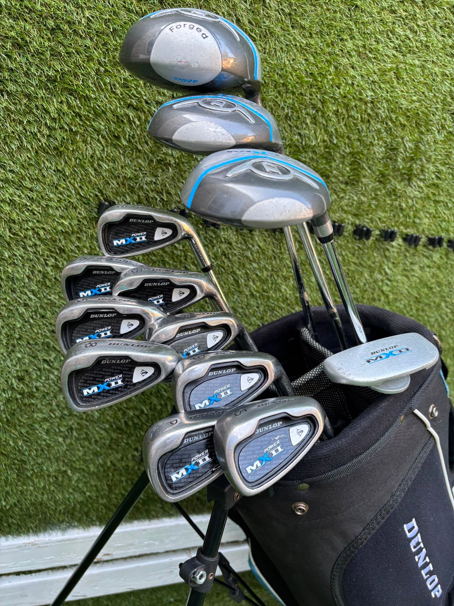 Complete Matching Dunlop MX II Golf Package Set with Stand Bag Free Delivery