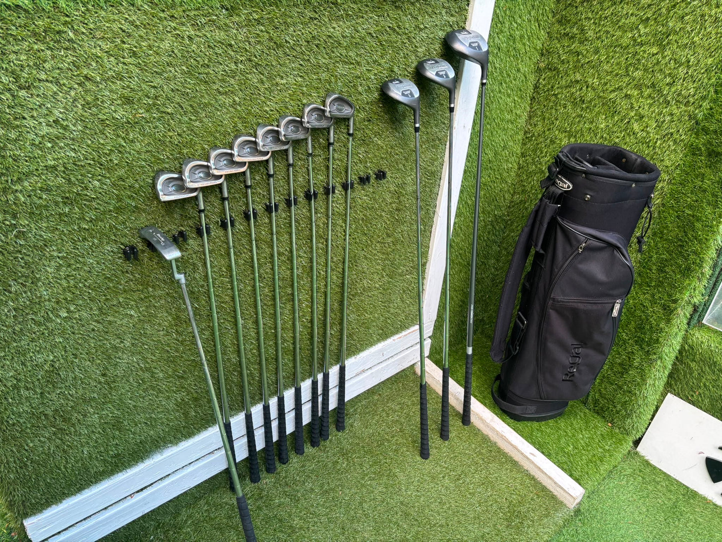 Pro Kennex Performer Oversize Golf Set with Matching Woods, Headcovers & Regal Bag