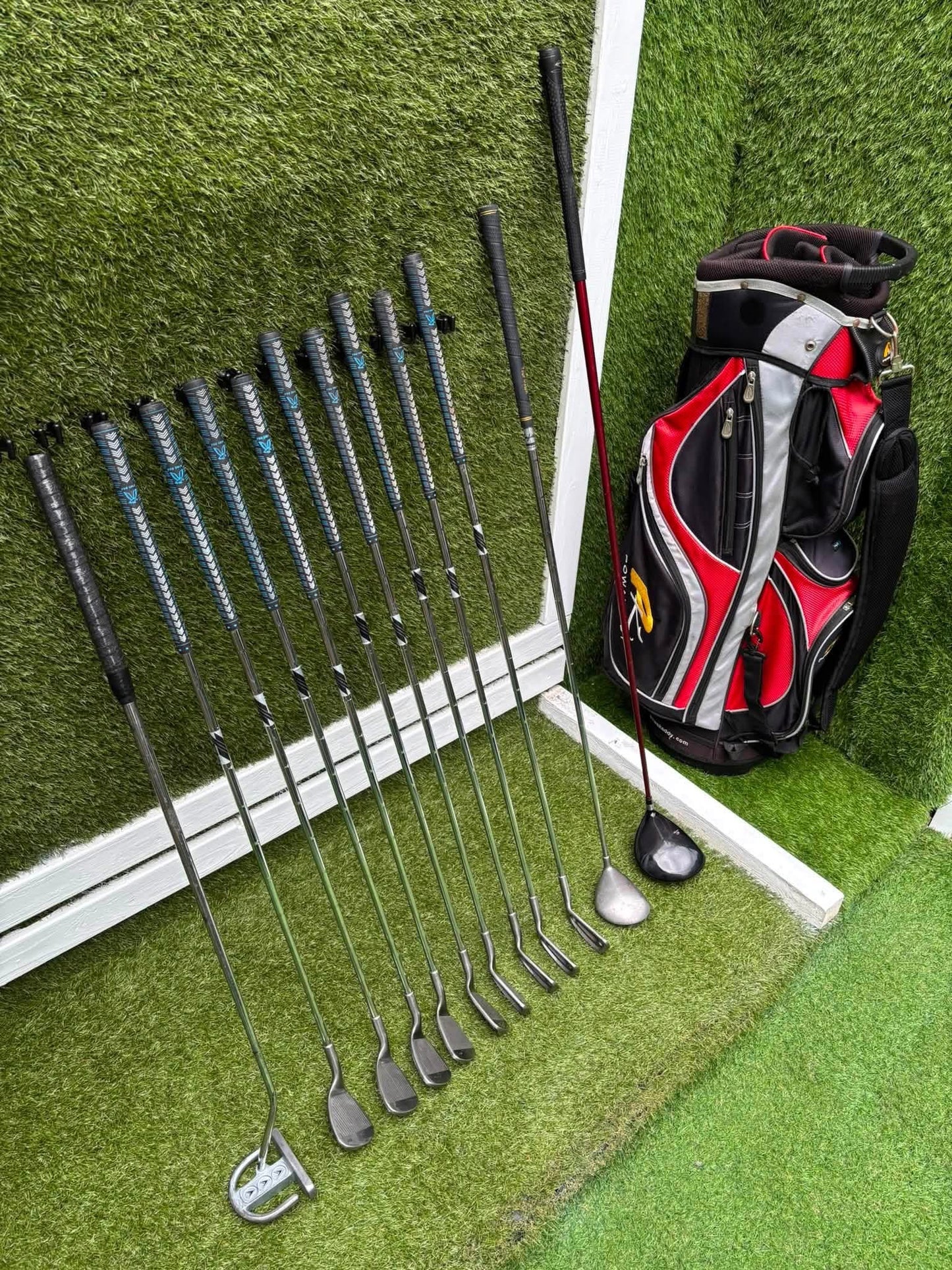 Maple Leaf Competitive Edge Irons + King Cobra Driver, 3 Wood, Zucci Putter & PowaKaddy Bag