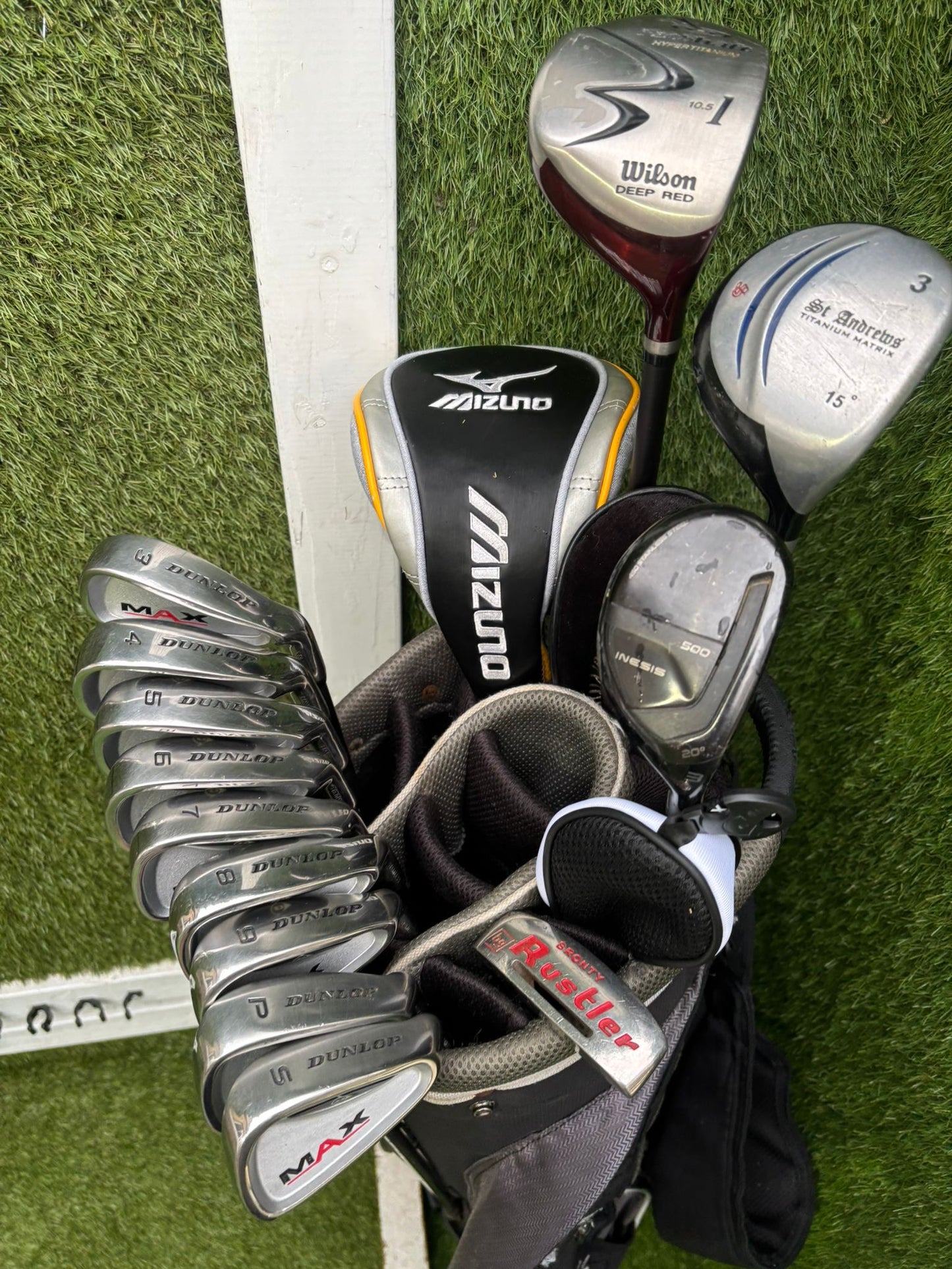 Dunlop MAX Irons + Wilson Deep Red Driver + St Andrews 3 Wood + Inesis Hybrid + Callaway Stand Bag – 13 Clubs
