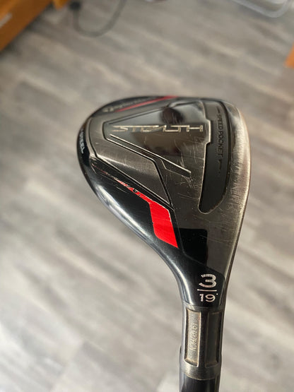 TaylorMade Stealth 19 degree 3 hybrid with matching head cover