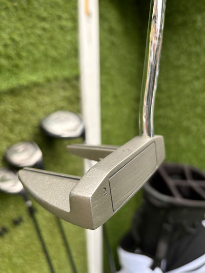 Inesis 100 Golf Set with Matching Woods, Cleveland 56° Wedge & Inesis Light Stand Bag