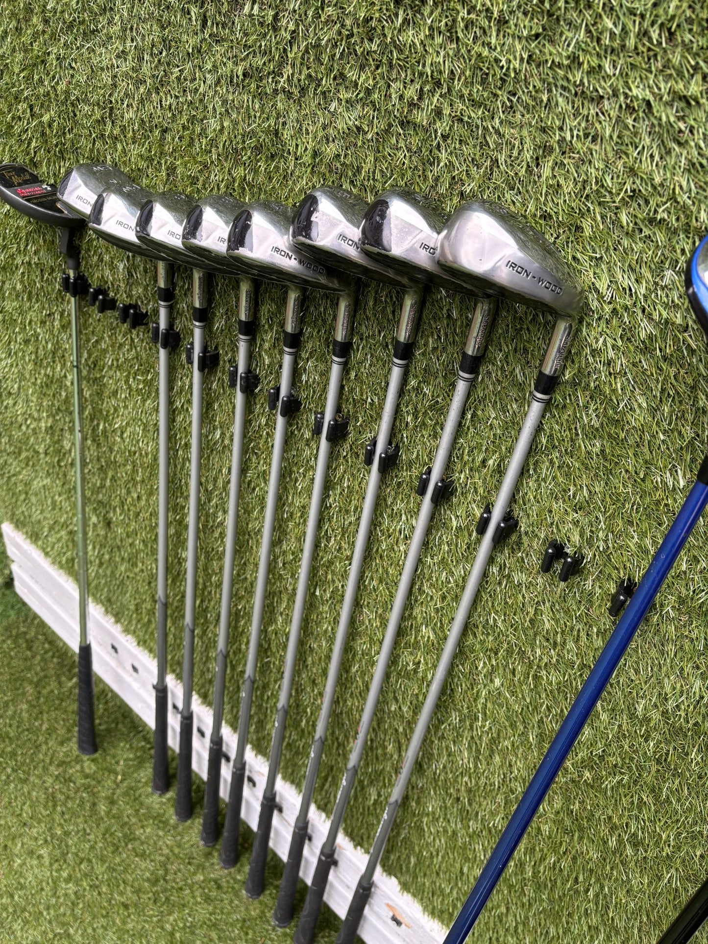 Slazenger Big Ezee Iron-Wood Golf Set V300 Driver Hybrid Stand Bag Free P&P