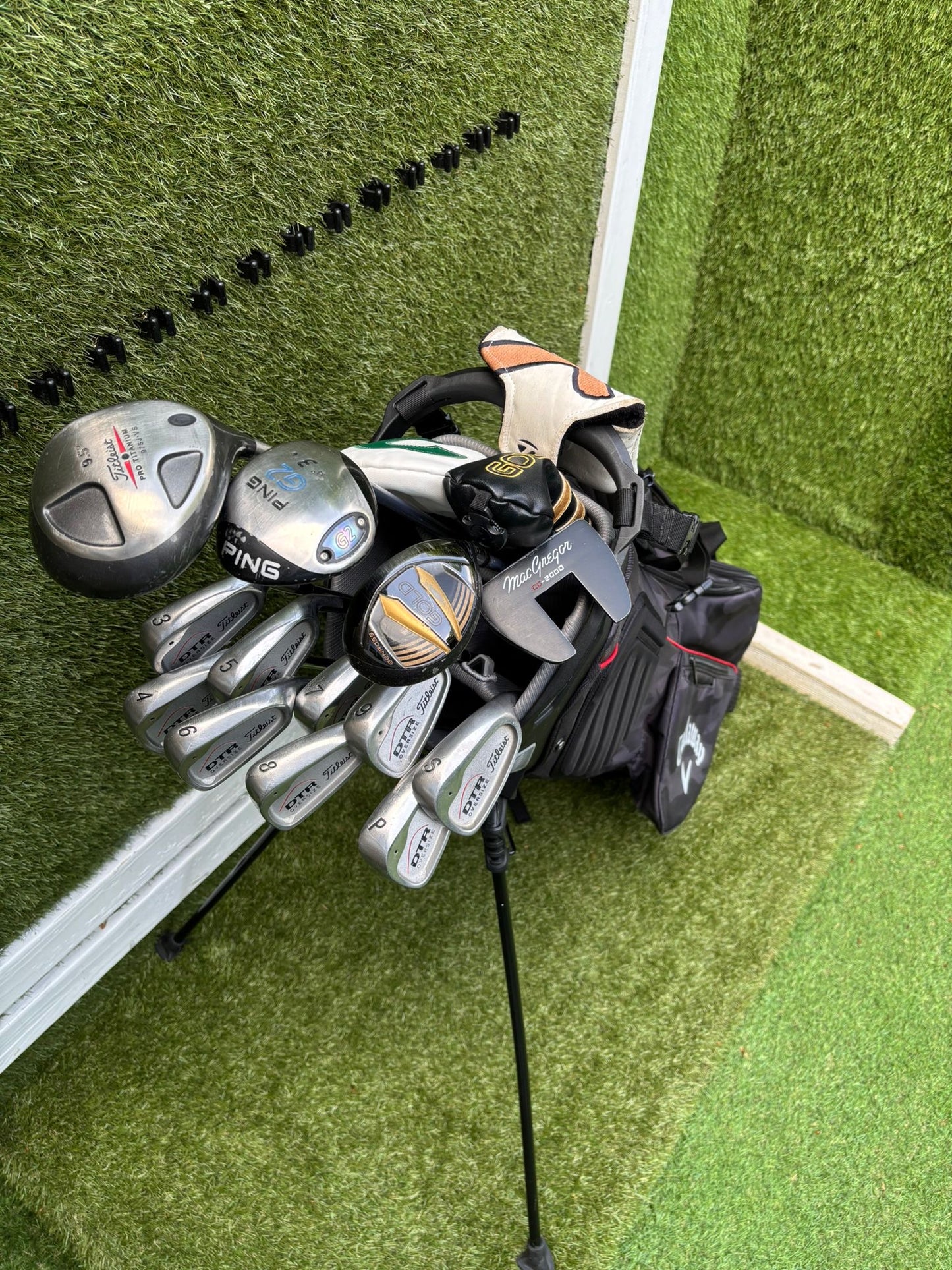 Titleist DTR Oversize Irons, PING G2 Fairway Wood & Callaway Stand Bag Golf Set