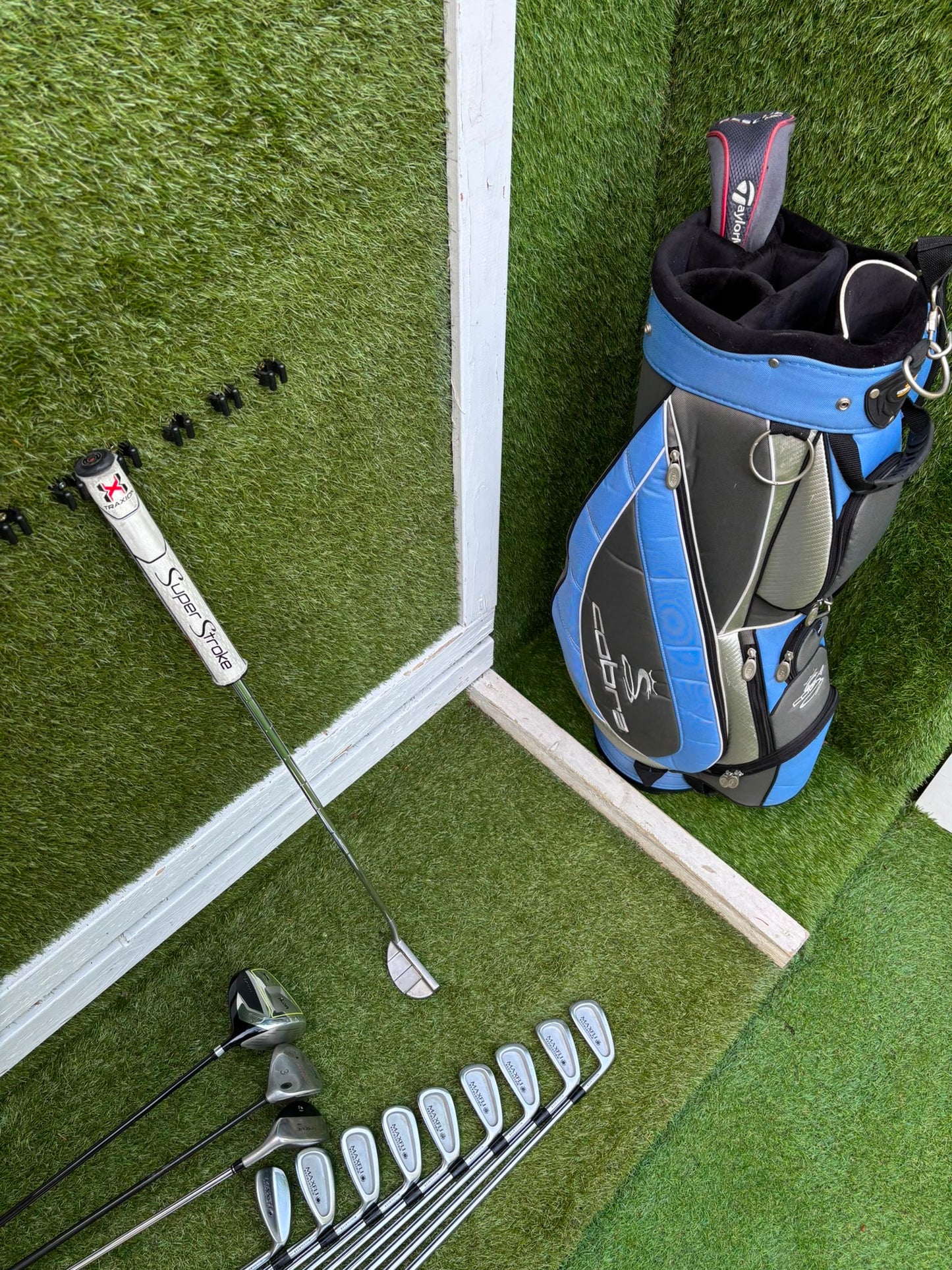 Maxfli Revolution +1” Golf Set with Odyssey White Ice Putter & Cobra Bag Free Delivery