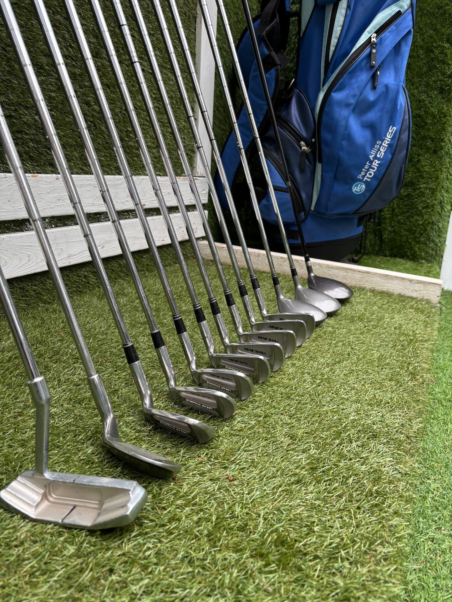 Nicklaus Linear Dynamics Golf Set with Snake Eyes Maraging Steel Driver, Matching Woods & Stand Bag