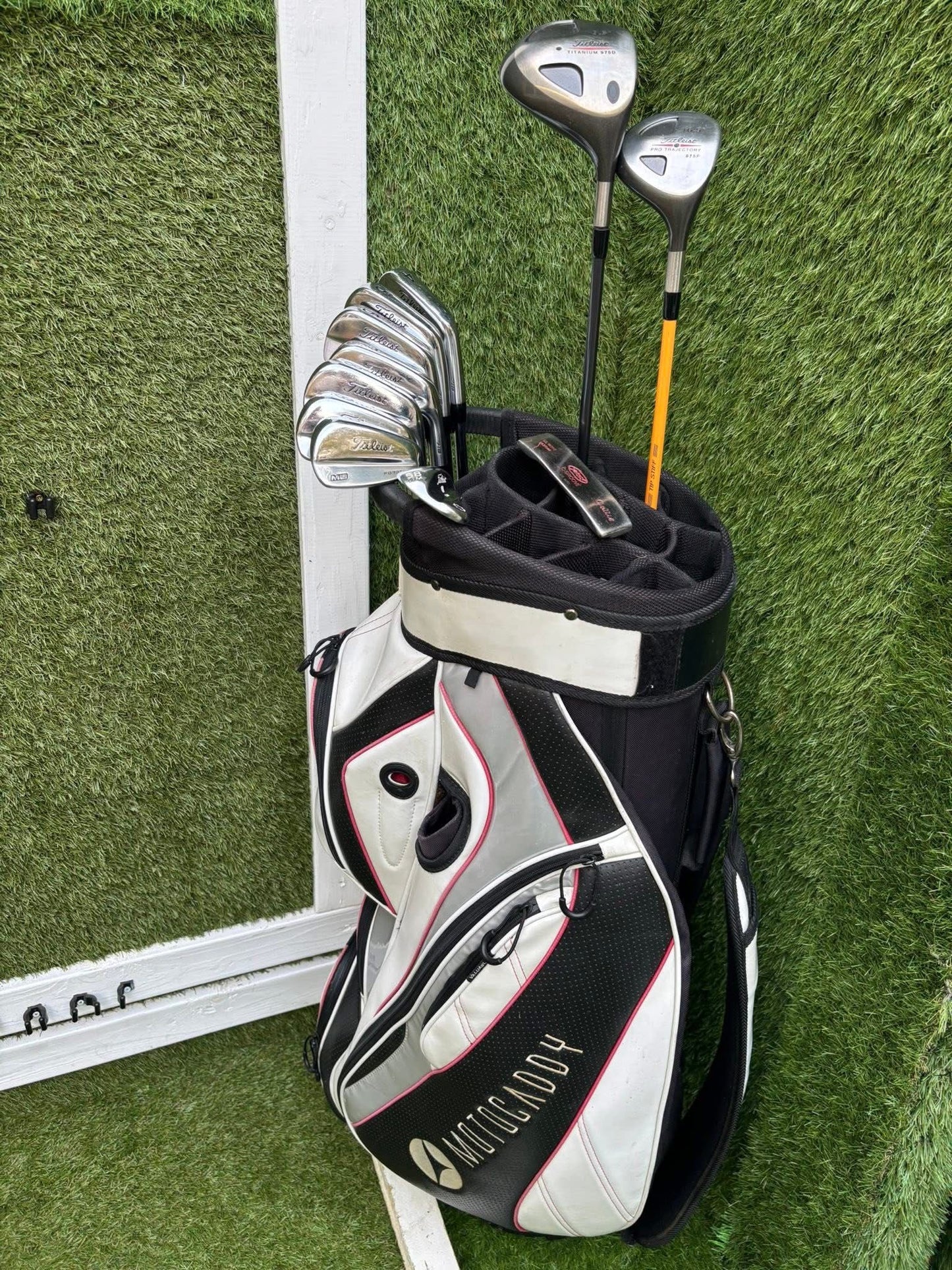 Titleist MB Forged 690 Full Golf Set + Vokey SM7 + Yes! Callie Putter + Motocaddy Leather Cart Bag £524.00