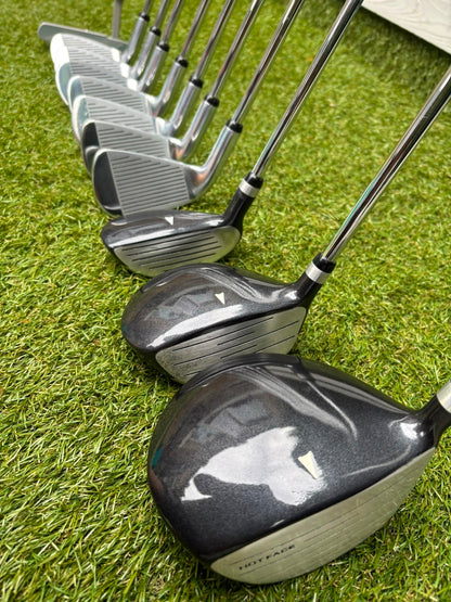 Unused and Boxed Dyna-Tech “Tech Force” Full Golf Set (5–SW) + Driver, 3 Wood, Hybrid + Bag