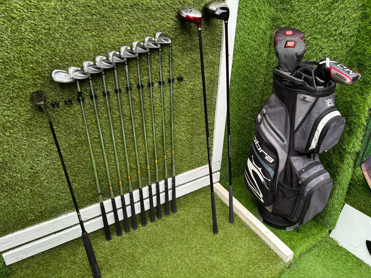 Wilson FatShaft Irons, Wilson Deep Red Driver, Wilson Deep Red 1 Wood, Benross MDX Tribe Putter & Cobra Cart Bag