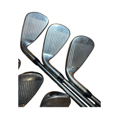 Callaway Rogue CF18 Iron Set 5-PW Graphite Shafts Reg Flex