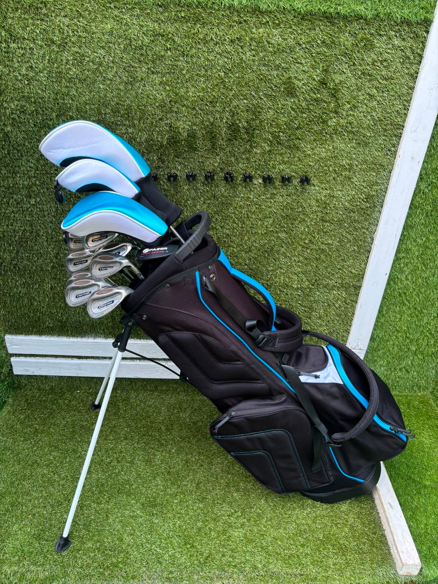 Wilson Matrix Irons 3-SW, Callaway Great Big Bertha Driver, Hybrid & Brand New Stand Bag