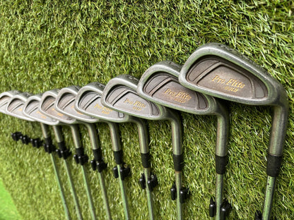 Starter Set – Spalding Pro Flite Gold 3–SW + Woods + Bag (13 Clubs) £95.00 Delivered