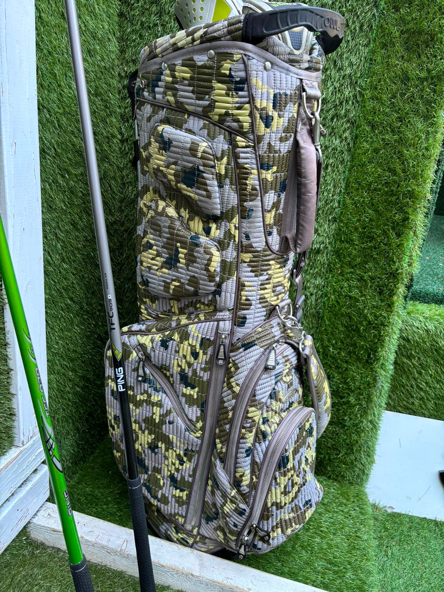 MacGregor V-Foil M565 Irons, Ping Driver, Ping Hybrid, TaylorMade Putter & Premium OUUL Camouflage Stand Bag