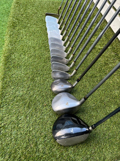 King Cobra II Oversize Irons (3–SW) + Cobra Woods + Ping Anser Putter + Nike Golf Bag Free P&P