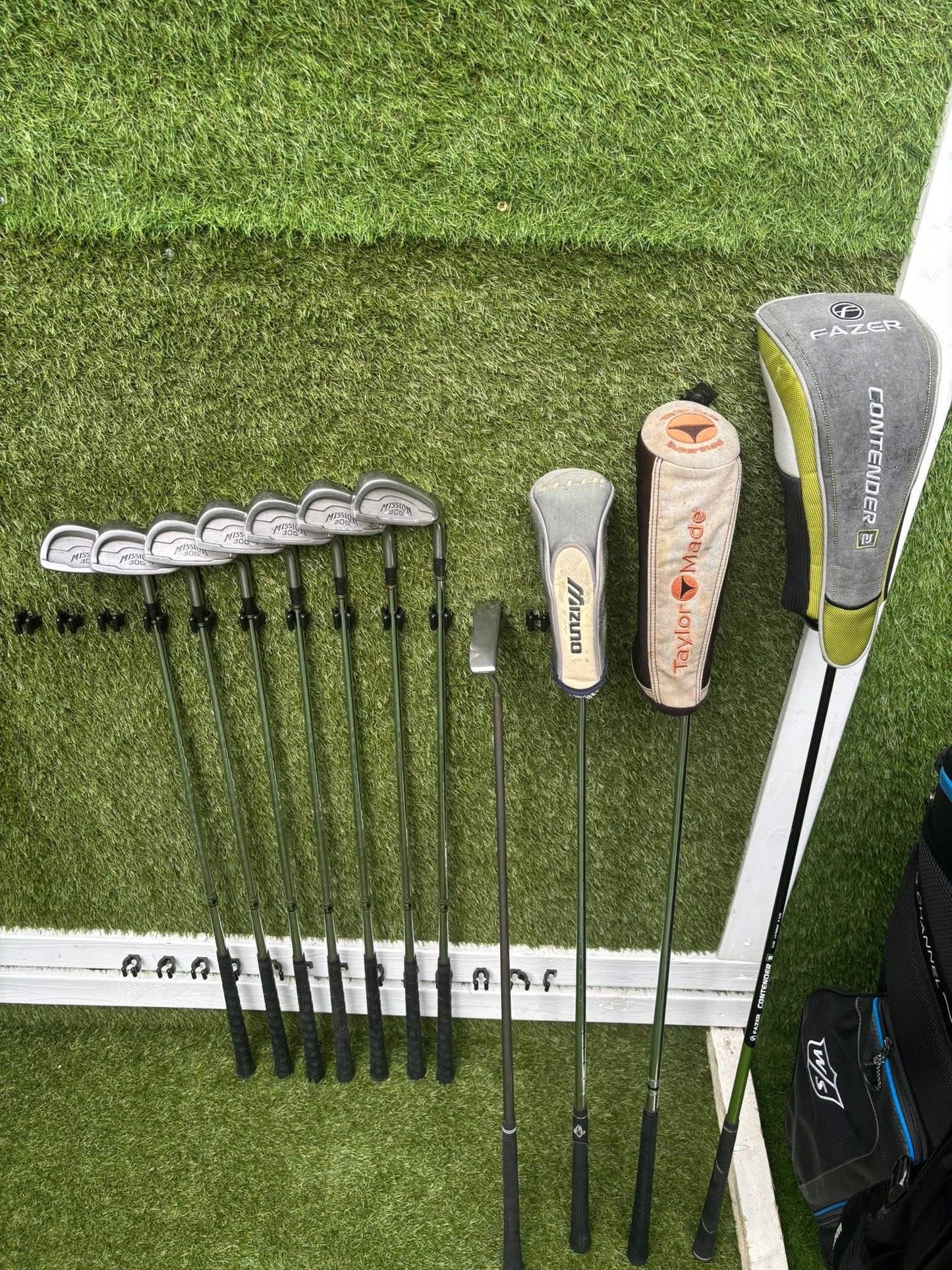 Mizuno 300 Forged Set + T.P. Mills TR-3 Putter & Bag £184.00