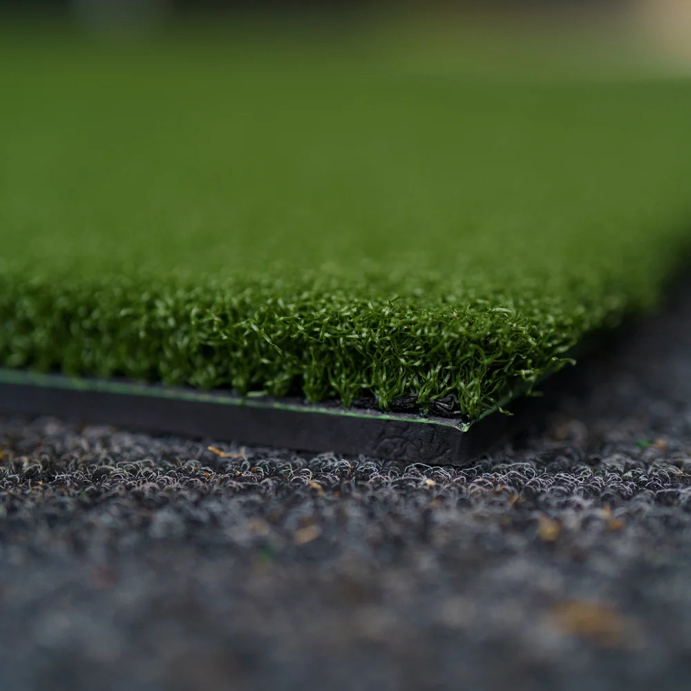 TEE TURF GOLF MAT 150CM X 150CM -Free Delivery