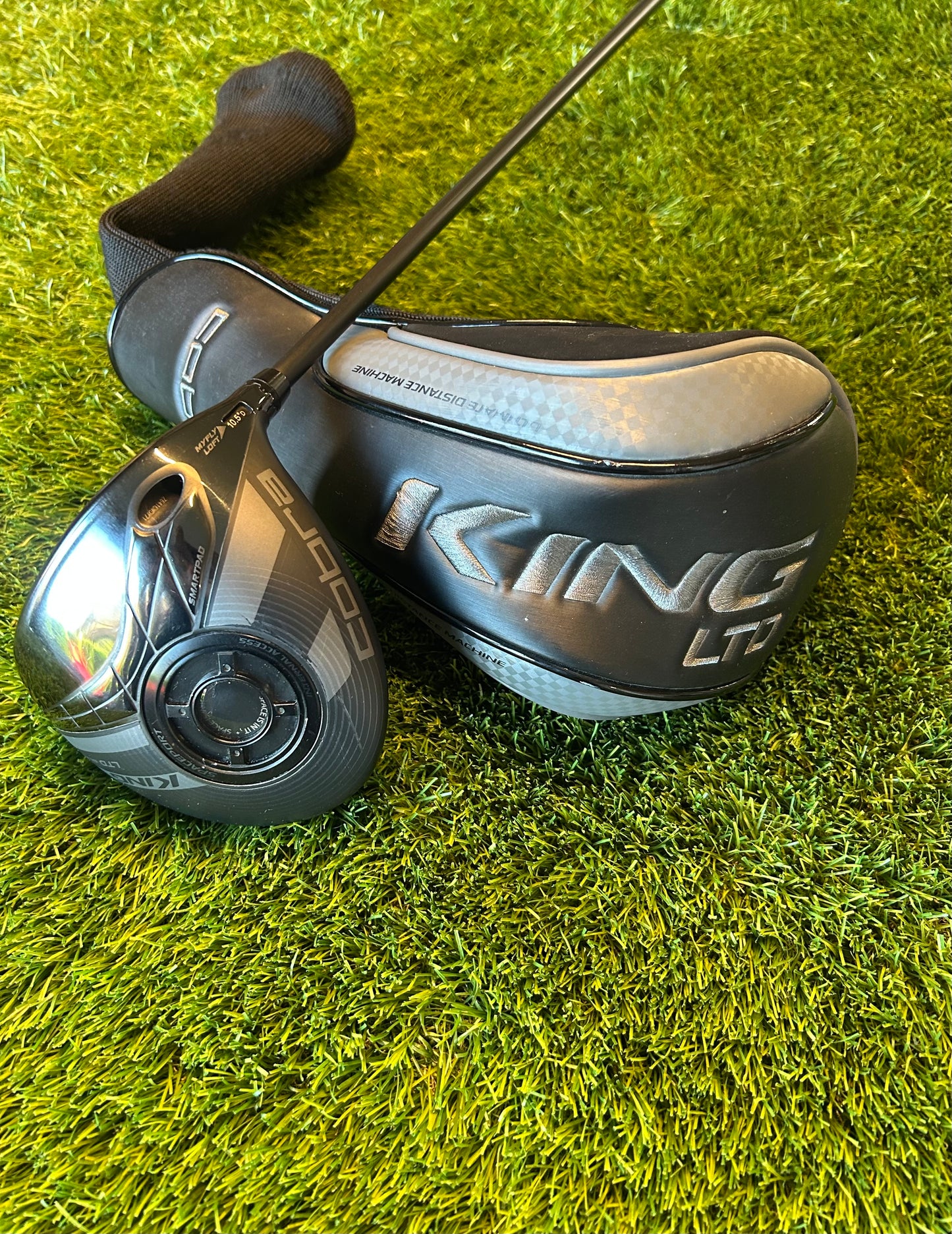 Cobra King LTD Black 10.5 Degree Driver Graphite Rogue 95 MSI Regular Flex shaft Cobra Connect  - RH head cover included