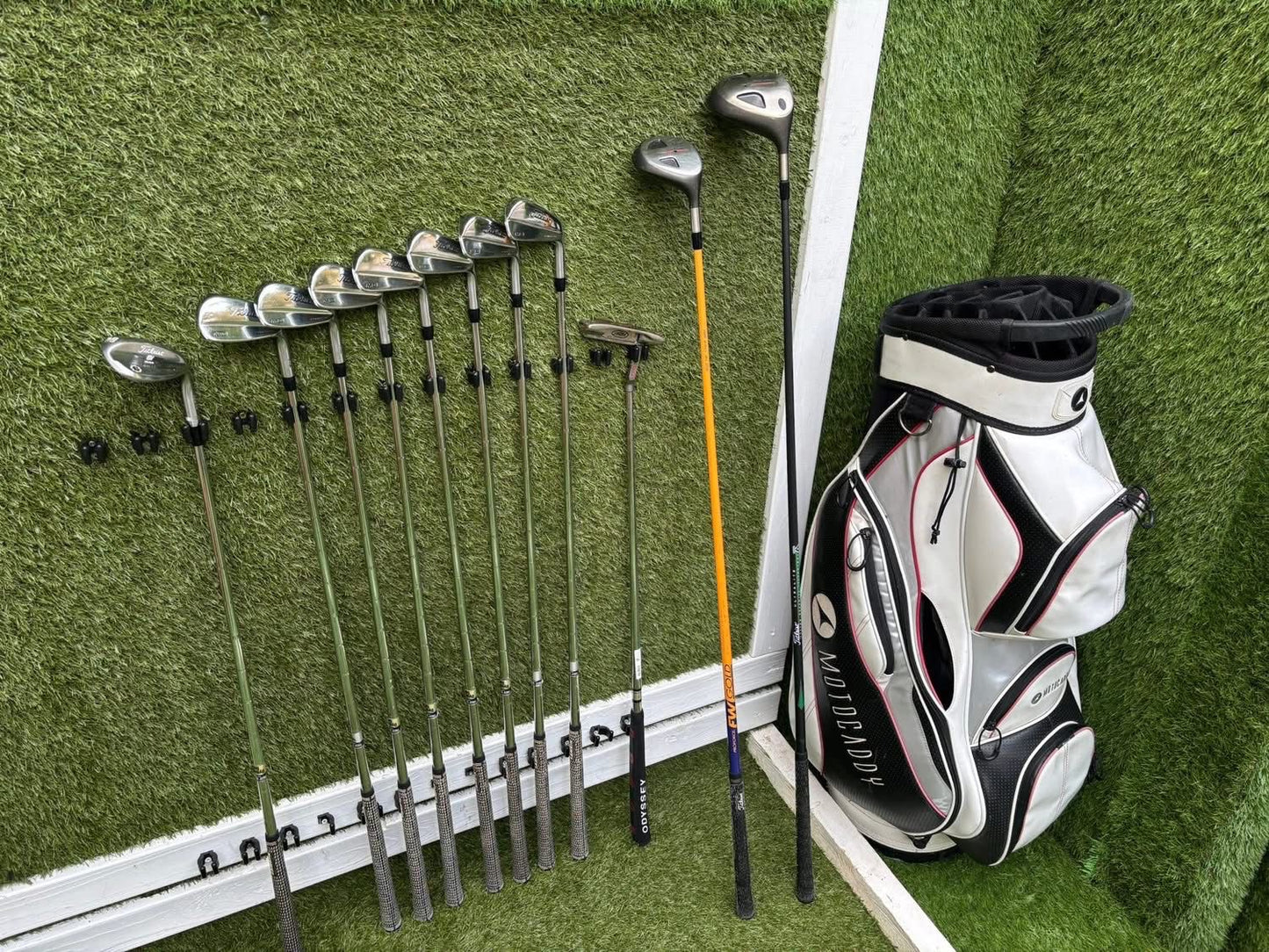 Titleist MB Forged 690 Full Golf Set + Vokey SM7 + Yes! Callie Putter + Motocaddy Leather Cart Bag £524.00