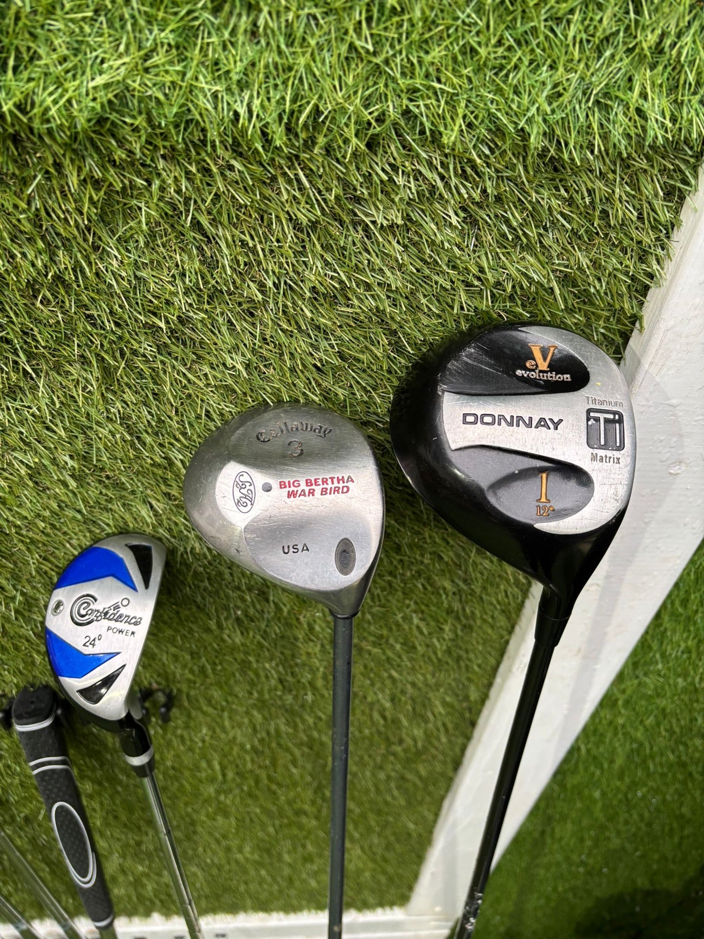 Confidence Complete Golf Set with Stand Bag (10 Clubs) Free Delivery