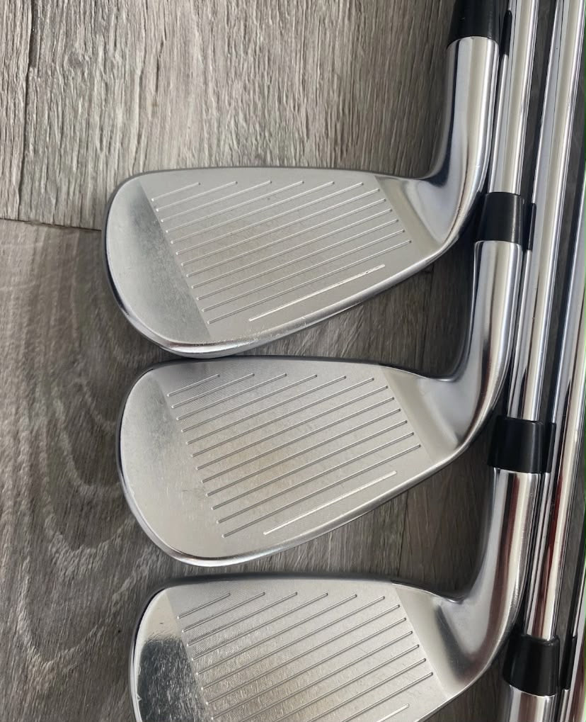 Cobra One Length F7 irons 5-PW Right Handed