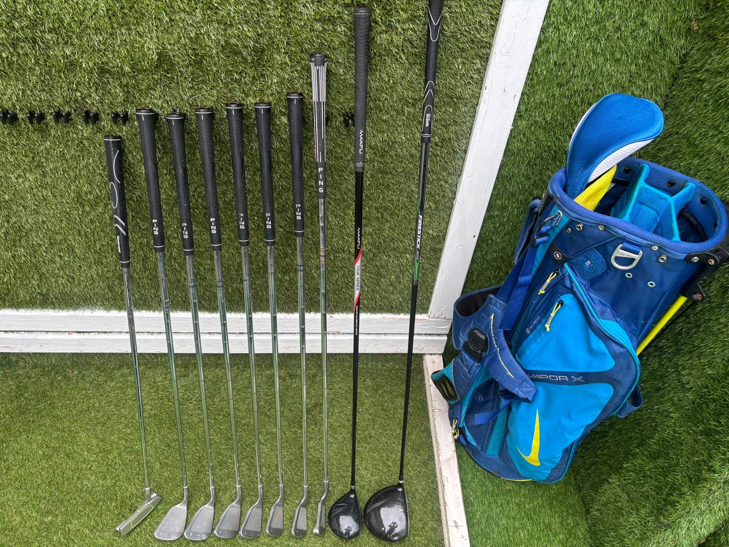 PING Eye2 Red Dot Irons, PING Zing 1 Iron, Wilson Driver, MaxFli 3 Wood & Nike Vapor X Stand Bag