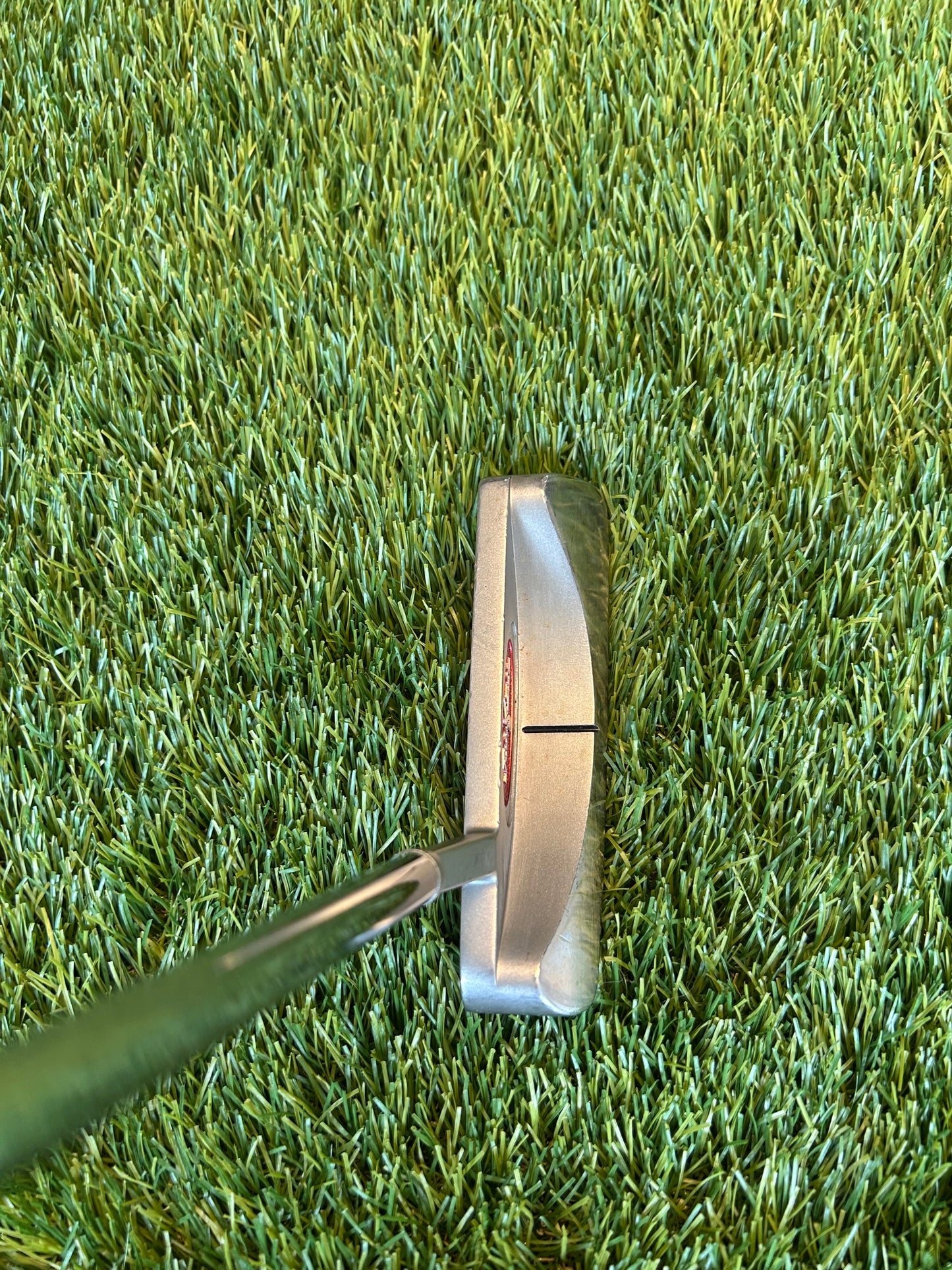 Taylormade Rosa 35 Inch Putter Steel Shaft Reverse Taper Large Pistol Golf Pride Grip - RH Head cover included