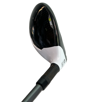 TaylorMade M2 5 Wood 18 Degree Graphite Regular Flex Shaft Golf Pride Head Cover Included Mid Size Grip - RH