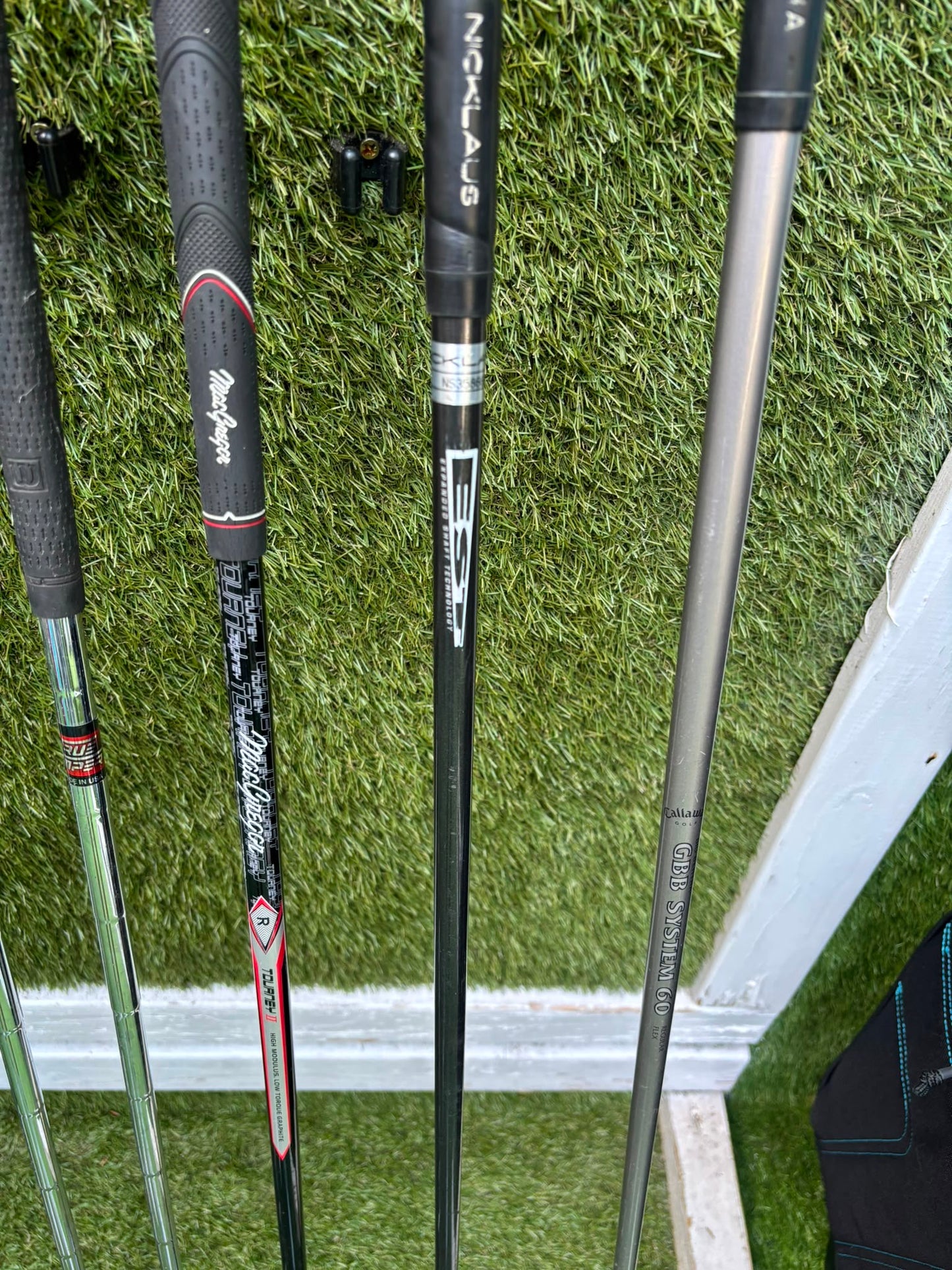 Wilson Matrix Irons 3-SW, Callaway Great Big Bertha Driver, Hybrid & Brand New Stand Bag