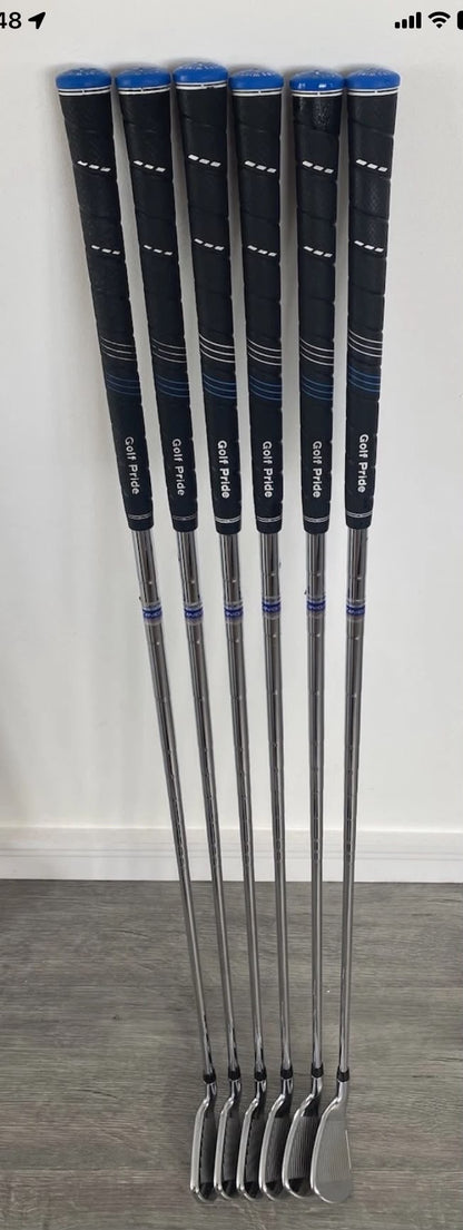 Cobra One Length F7 irons 5-PW Right Handed