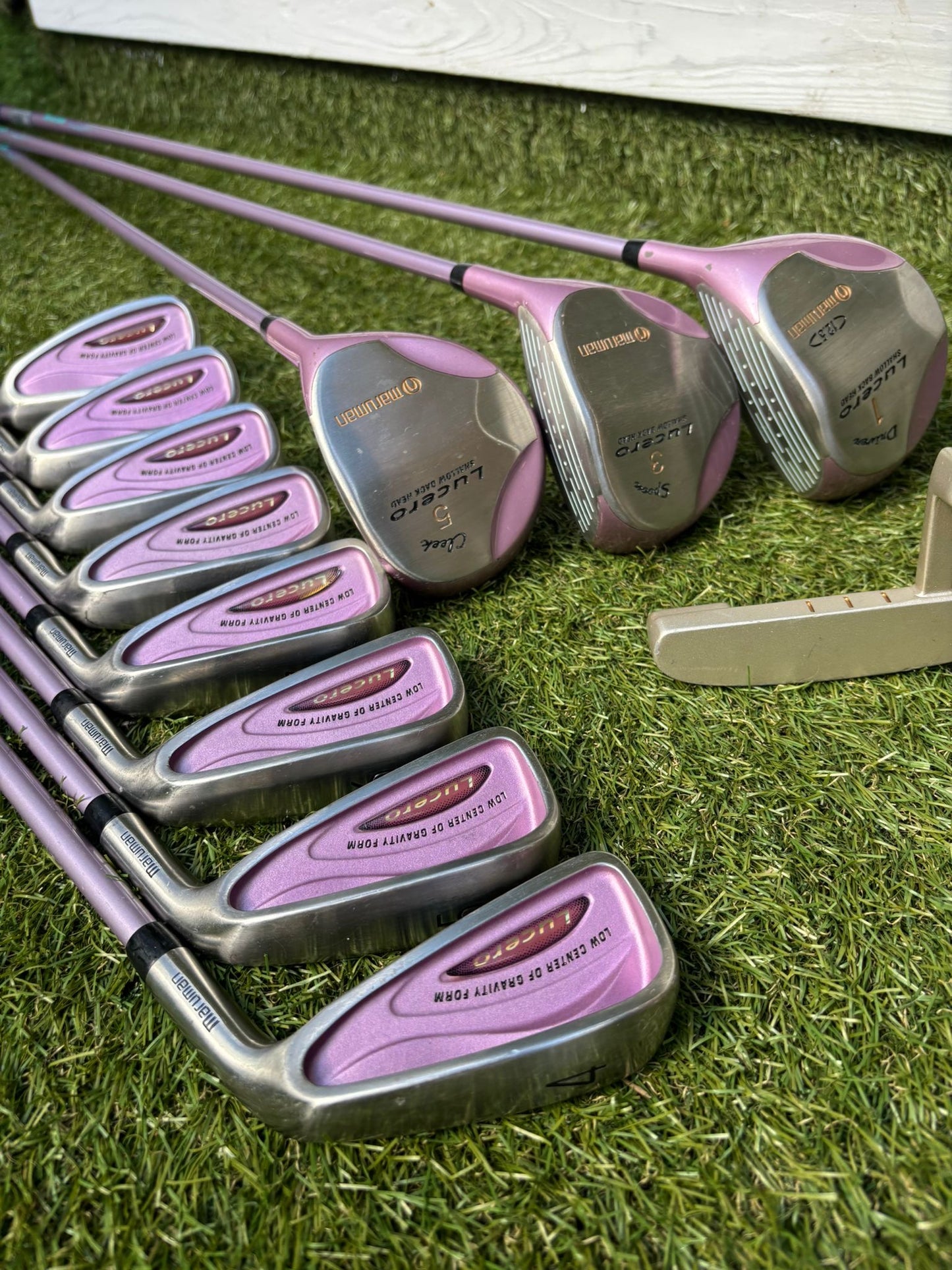 Maruman Lucero Ladies Golf Set (4–SW Irons) + Driver, 3 & 5 Woods + Matching Bag