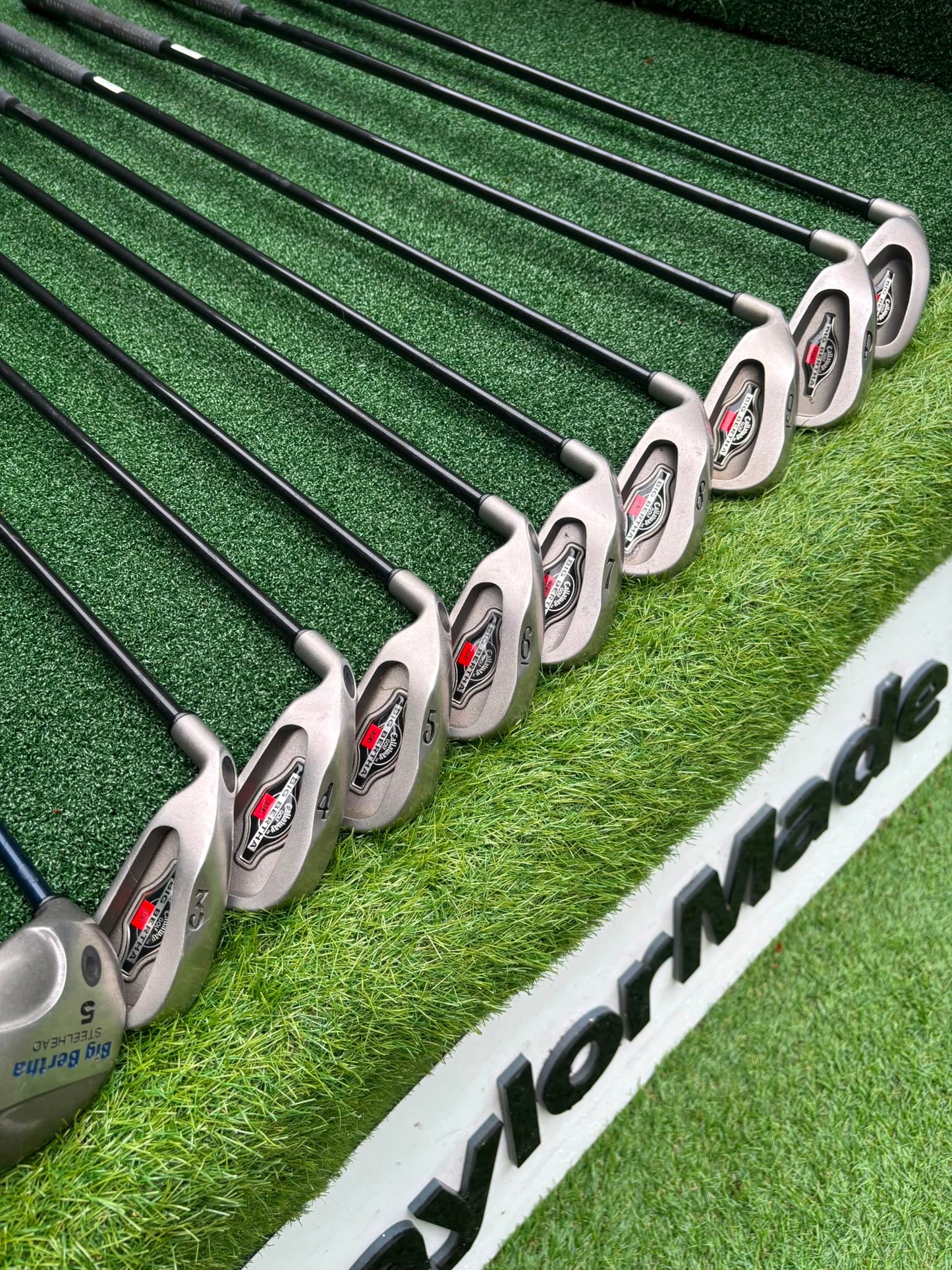 Callaway Big Bertha Left-Handed Golf Set – 3–SW Graphite Irons + 2 Drivers, 3 & 5 Woods