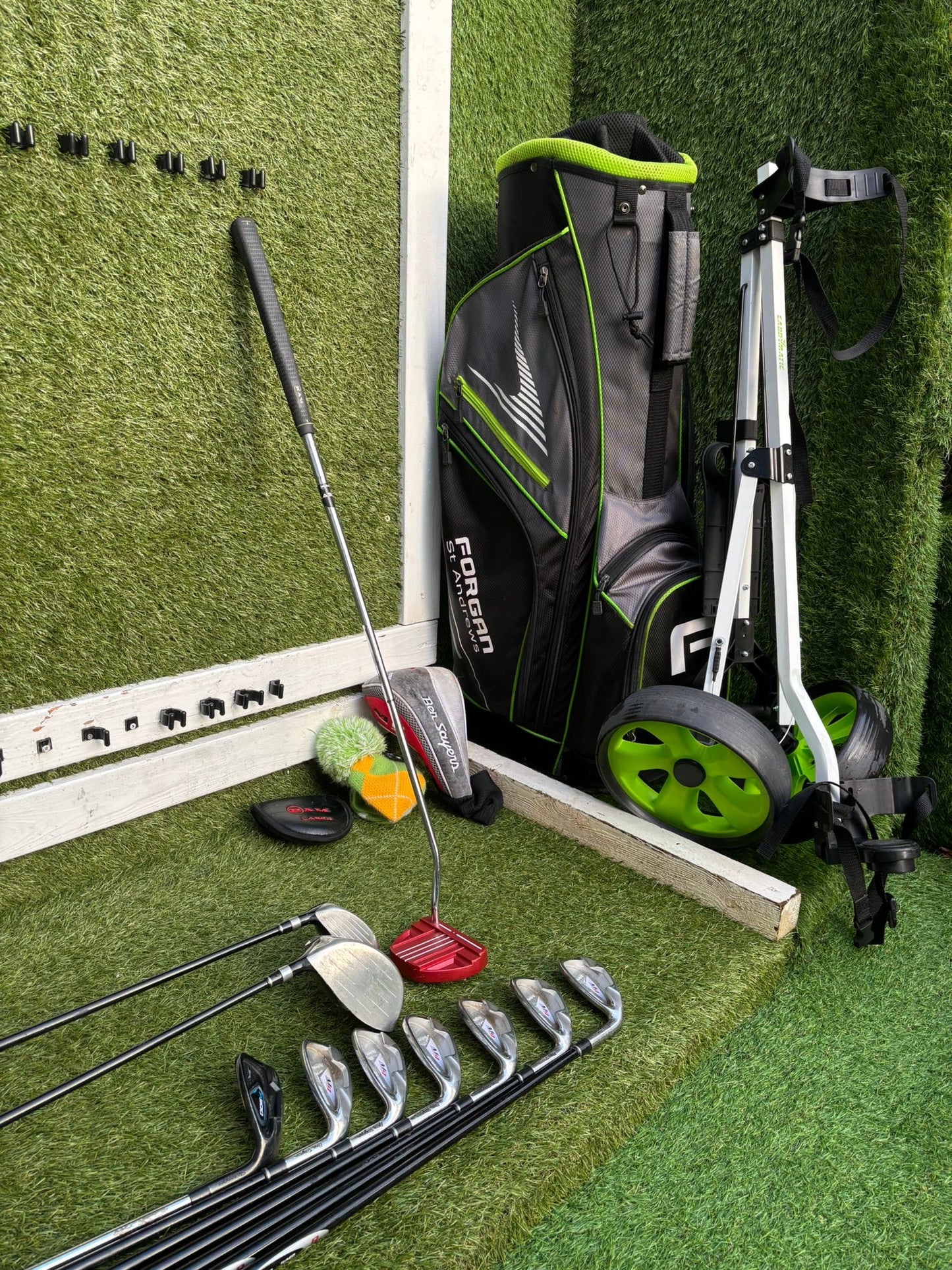 Ben Sayers M9 Full Graphite Golf Set + Forgan Bag + Matching Trolley