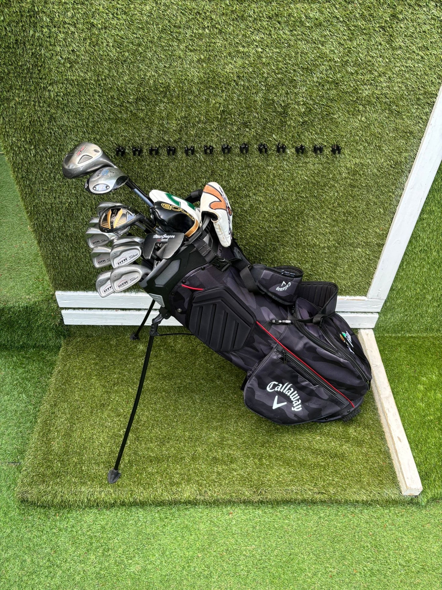 Titleist DTR Oversize Irons, PING G2 Fairway Wood & Callaway Stand Bag Golf Set