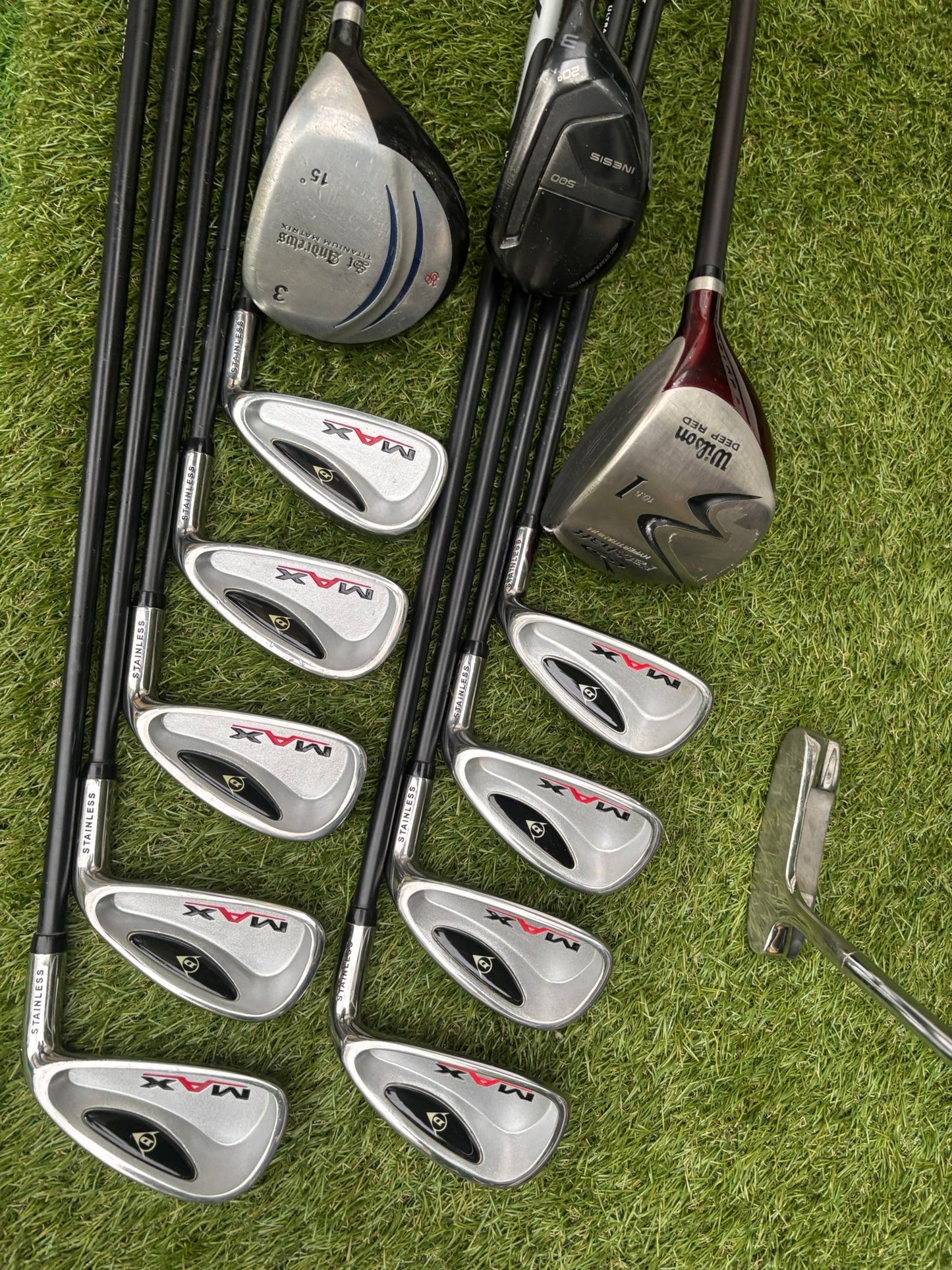 Dunlop MAX Irons + Wilson Deep Red Driver + St Andrews 3 Wood + Inesis Hybrid + Callaway Stand Bag – 13 Clubs