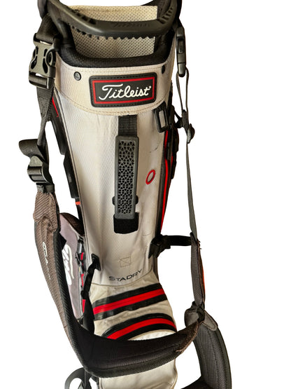 TITLEIST STADRY STAND / CARRY BAG WITH RAIN HOOD - FREE DELIVERY