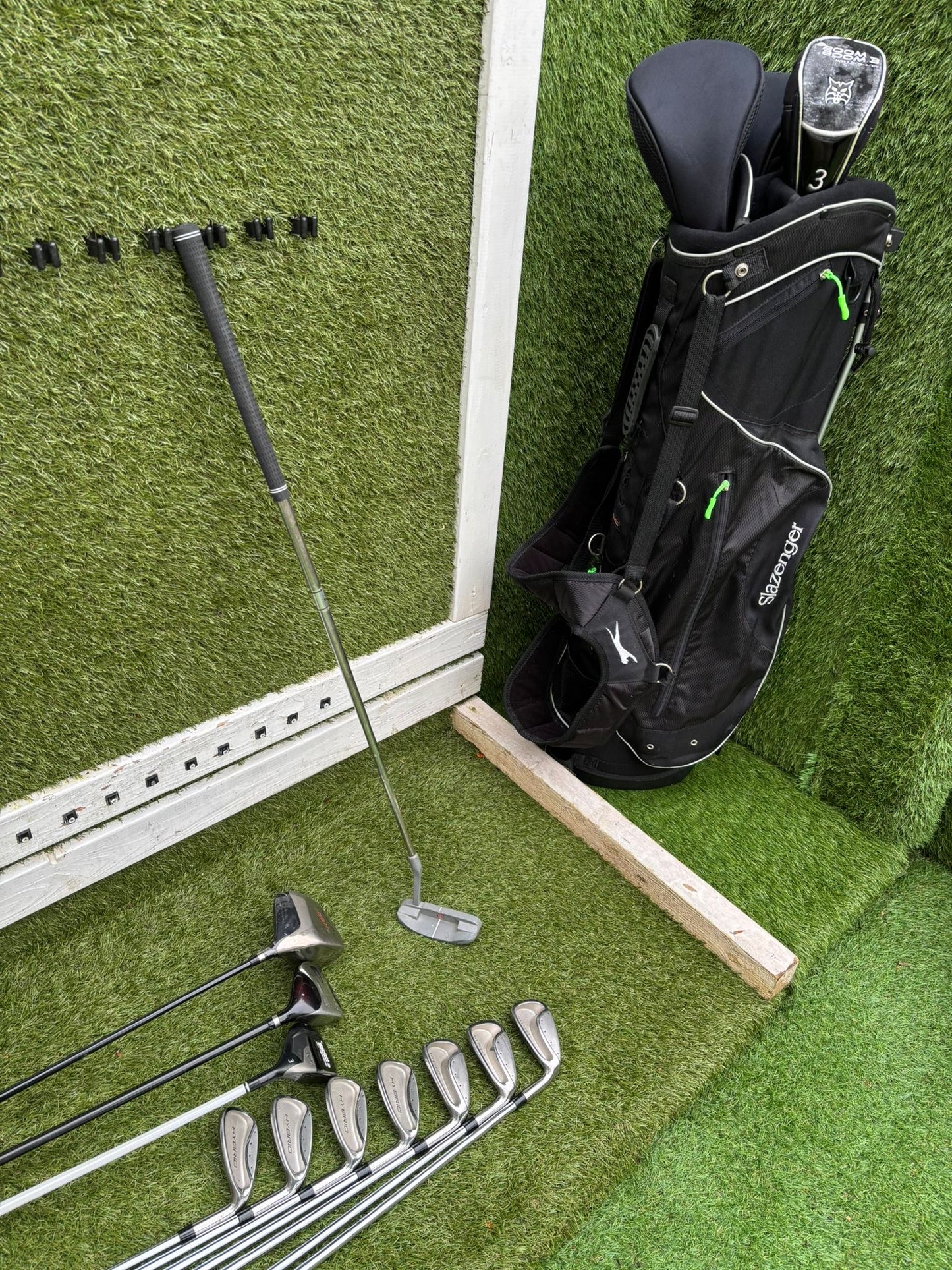 Hippo Hybrid 5–SW Iron Set + Wilson Deep Red II & Stand Bag – 11 Clubs