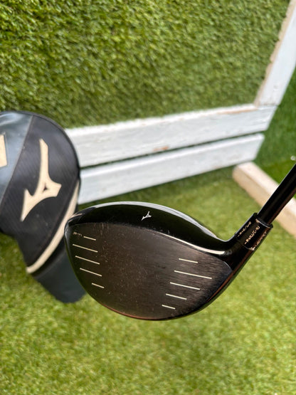 Mizuno ST-Z 220 Adjustable Driver 9.5° Mitsubishi Kai’li 60R Shaft Headcover Included