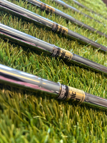 Titleist 704.CB Forged Iron set 3-PW Dynamic Gold R300 Steel Shaft Black Widow Grip - RH